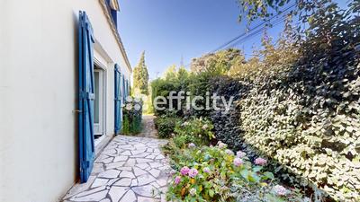 Maison - 102 m² - 6 pièces