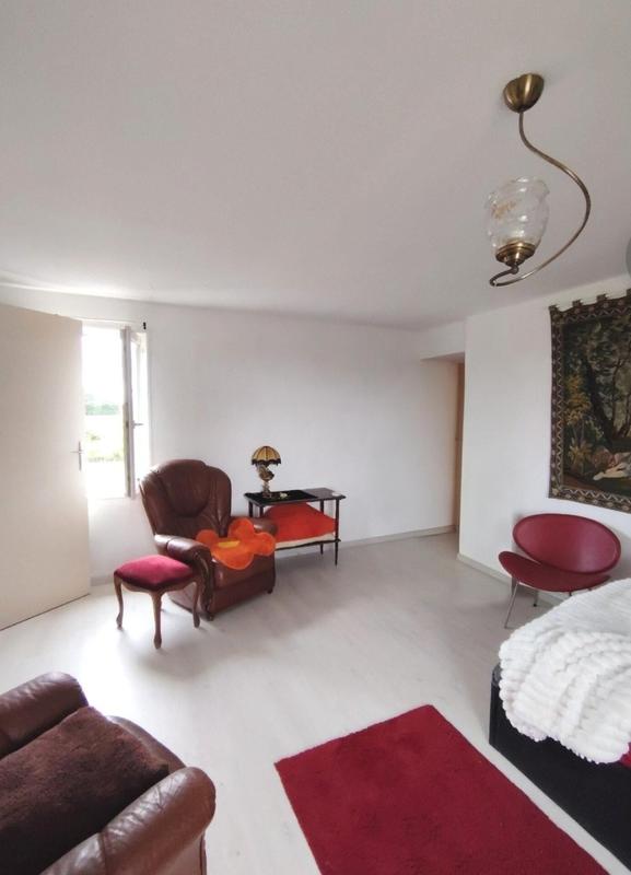 Maison - 97 m² - 4 pièces