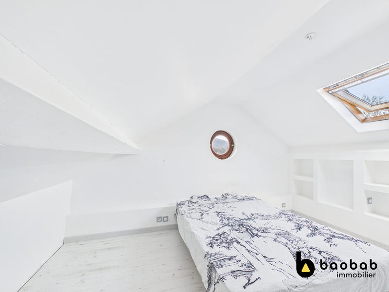 Duplex - 76 m² - 5 pièces