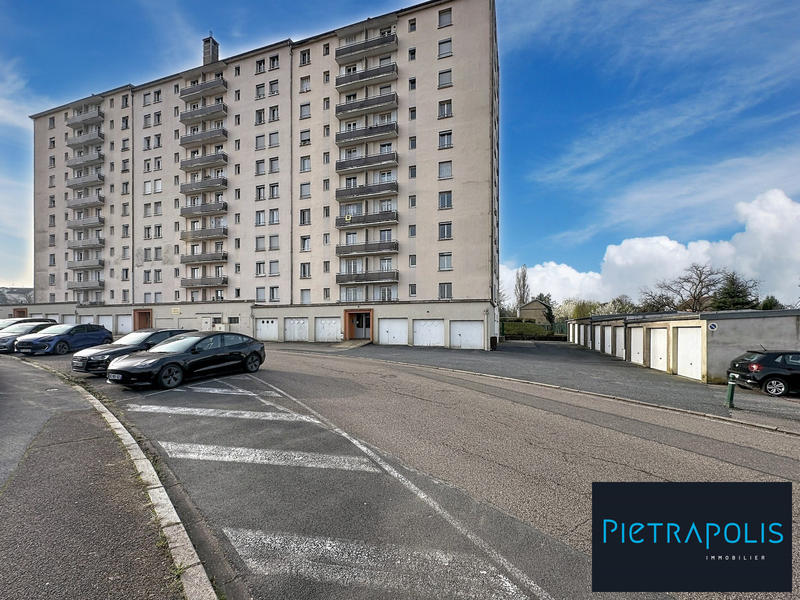 Appartement - 90 m² - 4 pièces