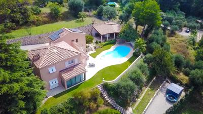 Villa - 155 m² - 4 pièces