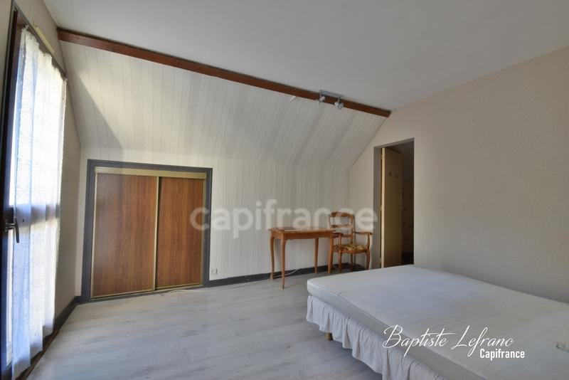 Propriété - 380 m² - 15 pièces