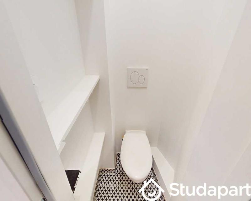 Chambre - 60 m² - 1 pièce