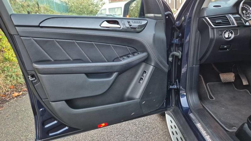 Mercedes Classe Gl 350 Cdi 258 4Matic 7g-Tronic Fascination - Automatique Entretien constructeur