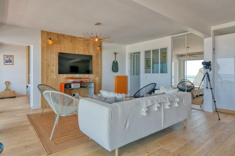 Appartement - 99 m² - 5 pièces