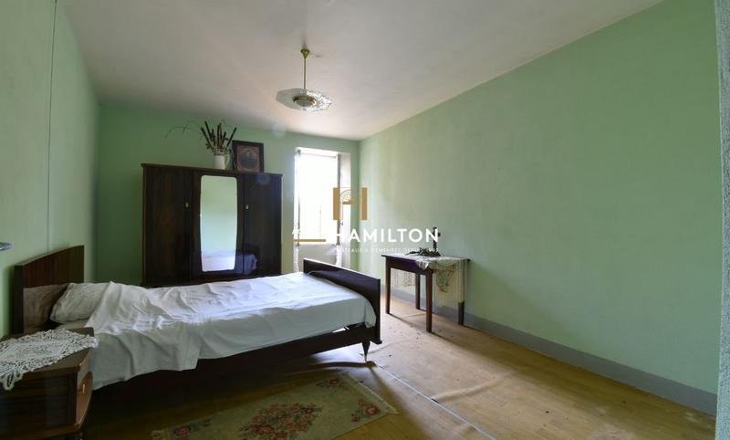 Corps de ferme - 606 m² - 16 pièces