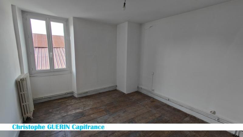 Maison - 91 m² - 5 pièces