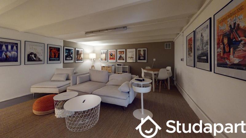 Chambre - 14 m² - 1 pièce