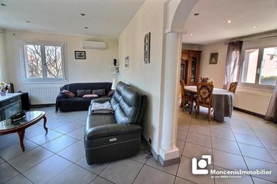 Maison - 118 m² - 5 pièces