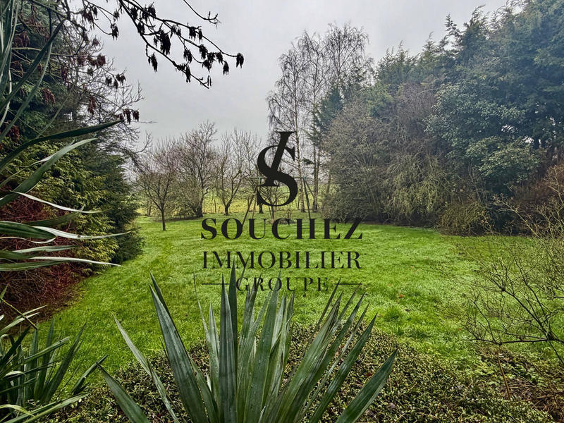 Maison - 209 m² - 9 pièces