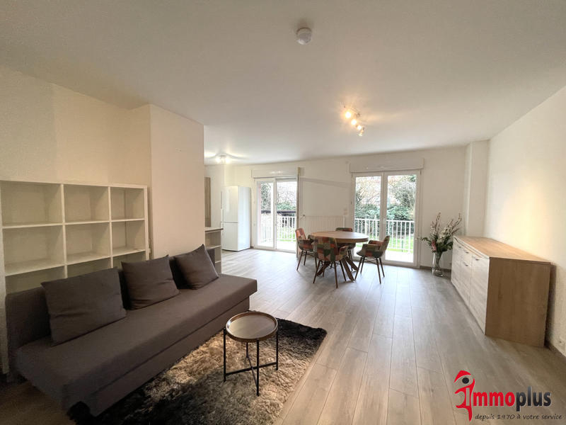 Appartement - 93 m² - 4 pièces