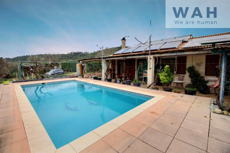 Maison - 143 m² - 7 pièces