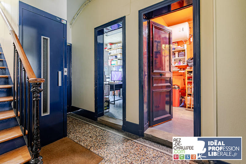 Local commercial - 25 m² - 2 pièces