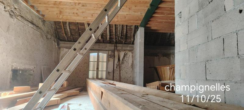 Maison de village - 224 m² - 6 pièces