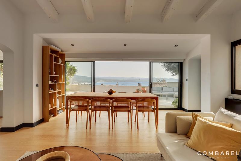 Maison - 118 m² - 5 pièces