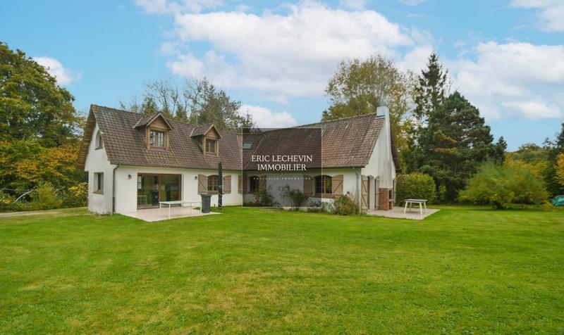 Propriété - 224 m² - 7 pièces