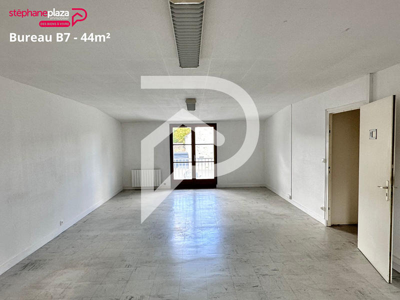 Local commercial - 13 m² - 1 pièce