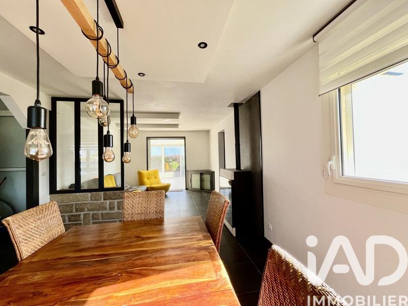 Maison - 130 m² - 7 pièces