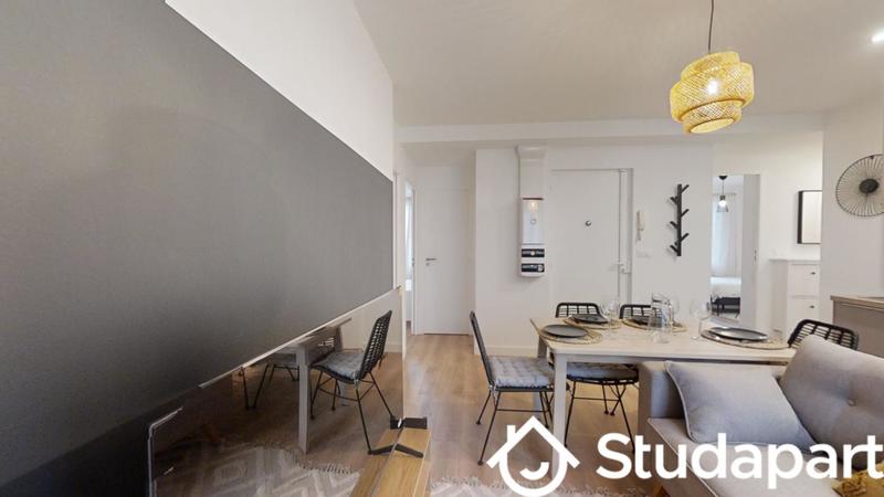 Chambre - 11 m² - 1 pièce