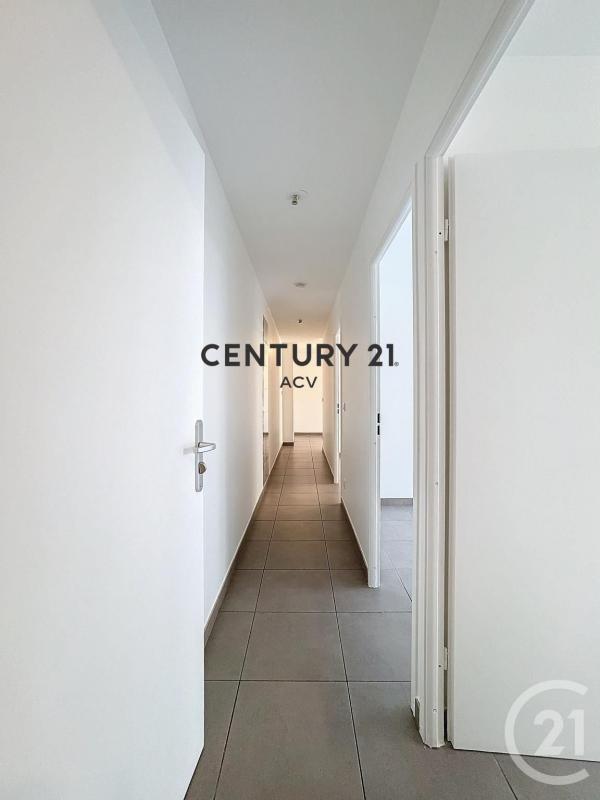 Appartement - 60 m² - 4 pièces