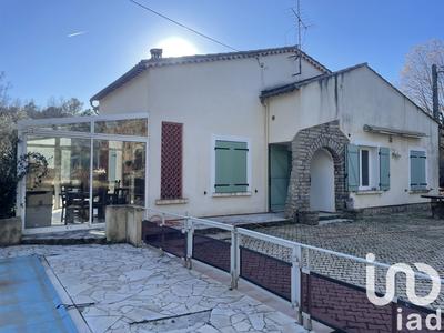 Maison - 205 m² - 6 pièces