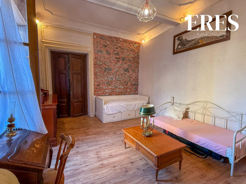 Appartement - 100 m² - 3 pièces