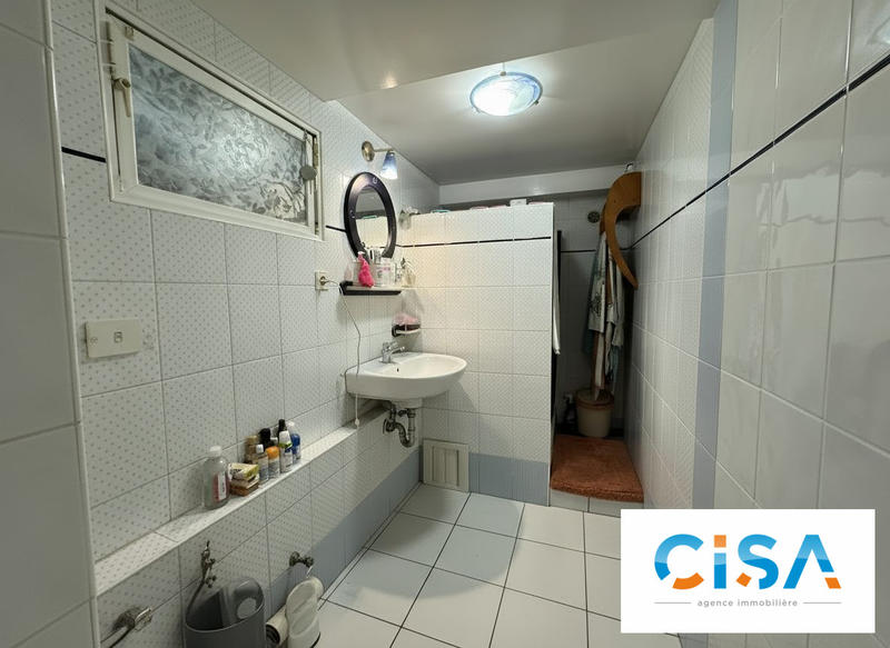 Maison - 166 m² - 8 pièces