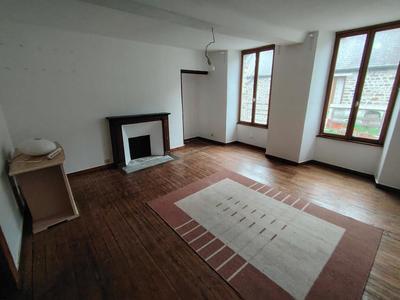 Immeuble - 132 m² - 7 pièces