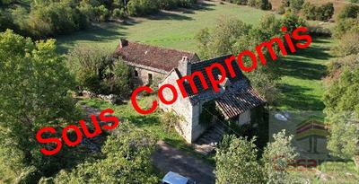 Maison - 148 m² - 2 pièces