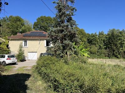 Maison de village - 90 m² - 4 pièces