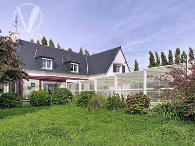 Maison - 193 m² - 7 pièces