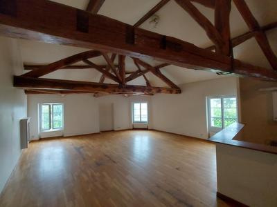 Appartement - 81 m² - 4 pièces