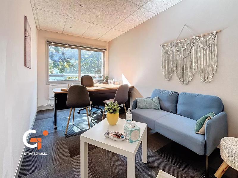 Immeuble - 178 m² - 7 pièces