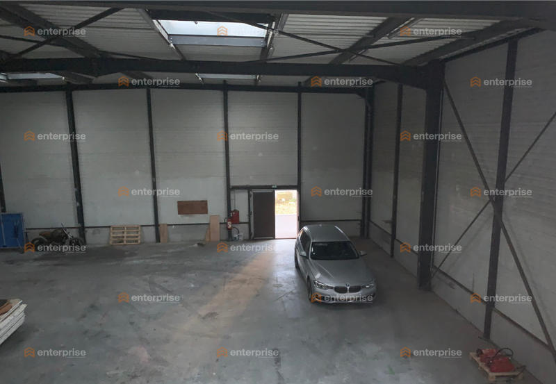 Local d'activité / Entrepôt - 500 m²