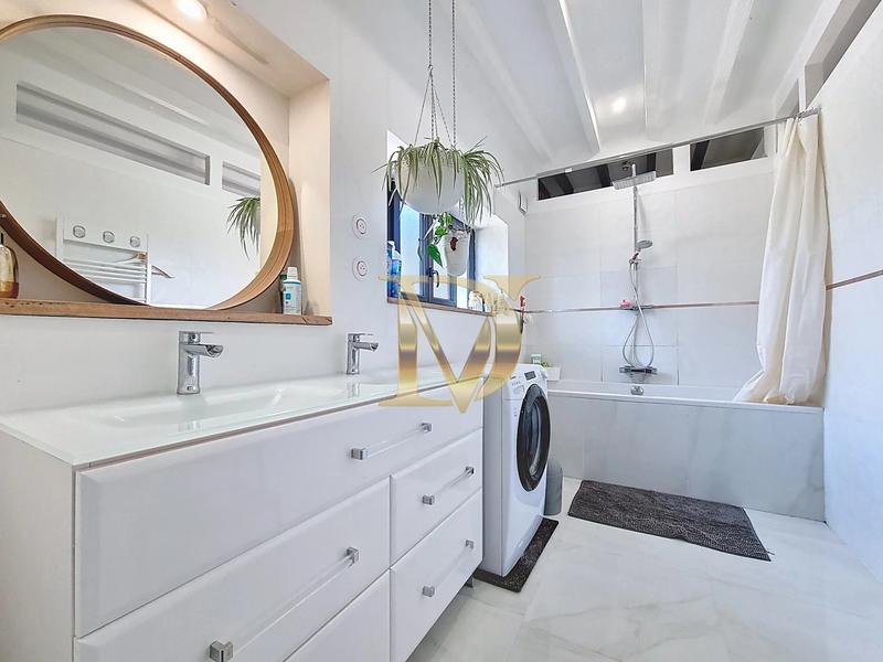 Maison - 154 m² - 6 pièces