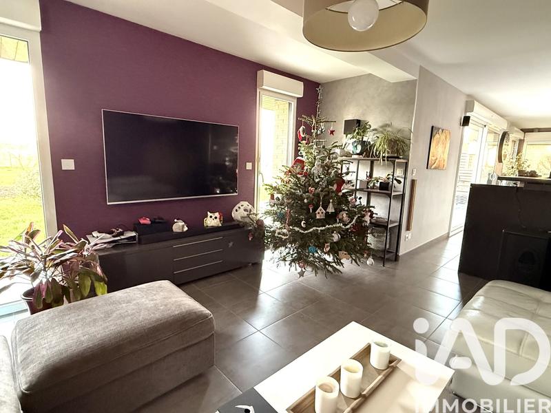 Maison - 140 m² - 5 pièces