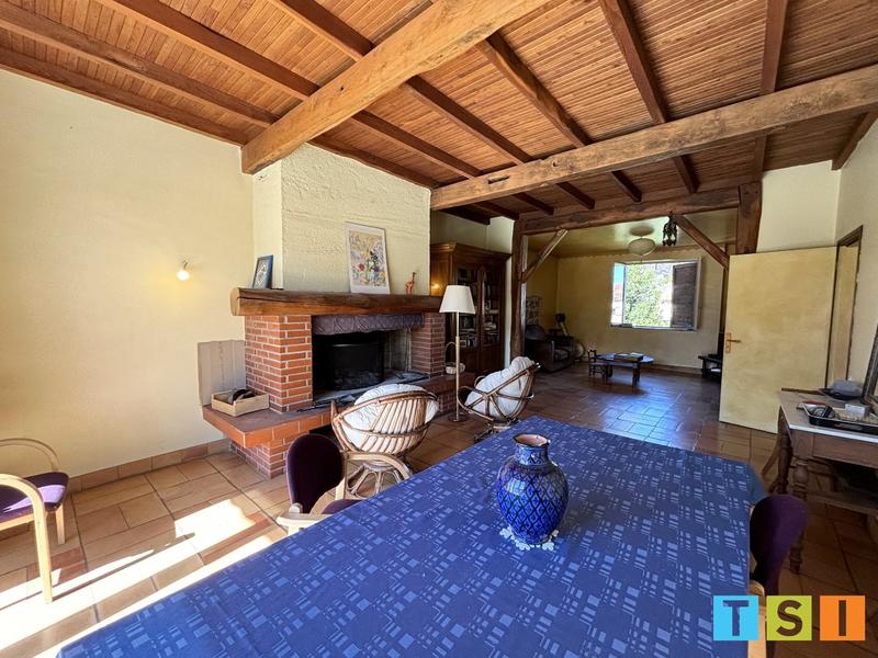 Maison - 287 m² - 7 pièces