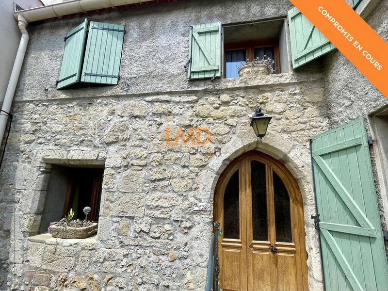 Maison de village - 80 m² - 3 pièces