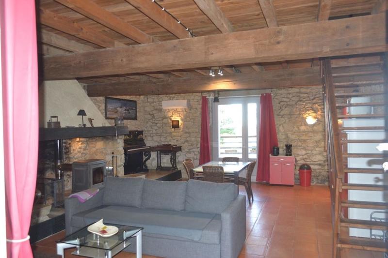 Maison - 276 m² - 13 pièces