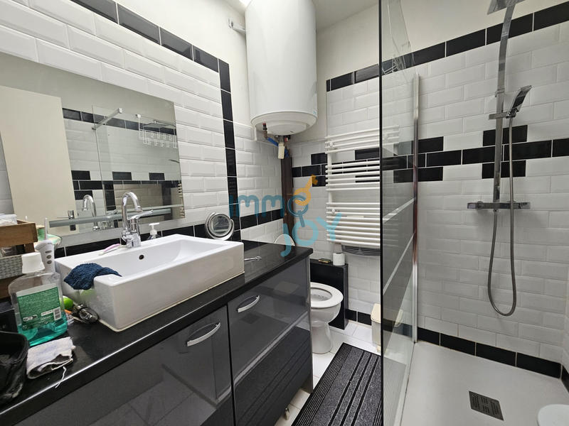 Maison de village - 196 m² - 10 pièces