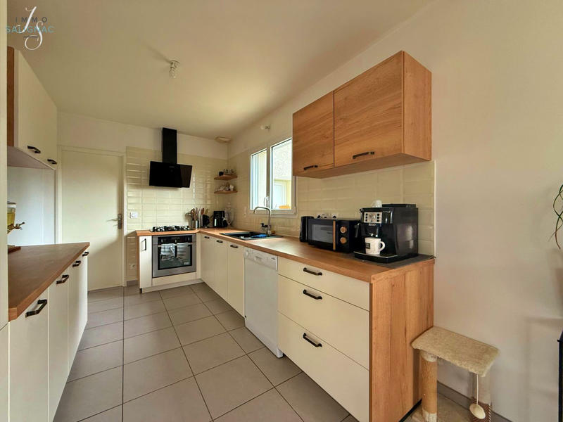 Maison - 97 m² - 4 pièces