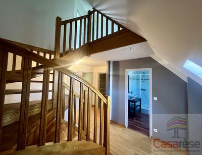 Appartement - 145 m² - 6 pièces