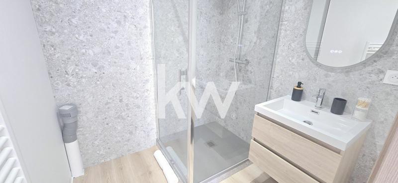 Appartement - 102 m² - 3 pièces