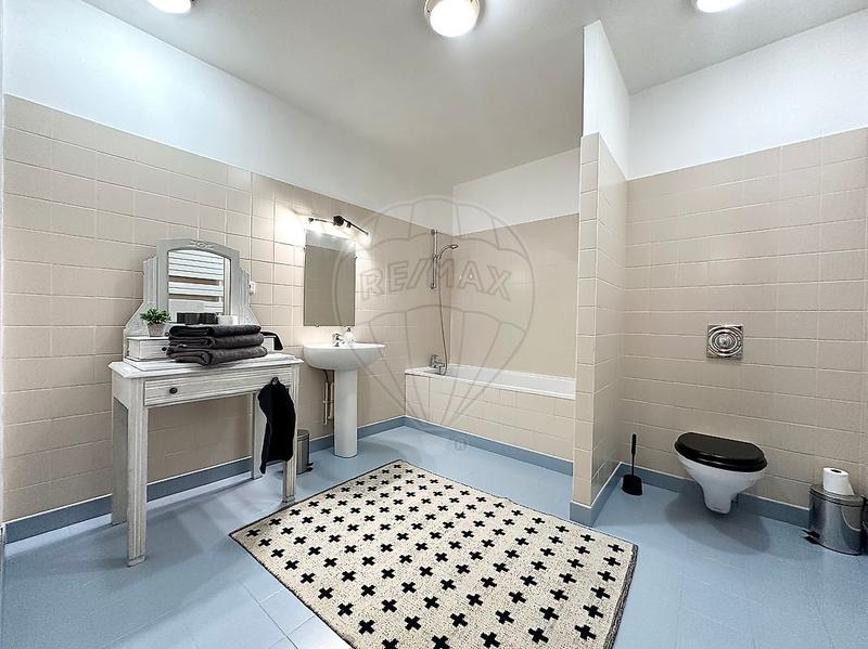 Appartement - 121 m² - 4 pièces