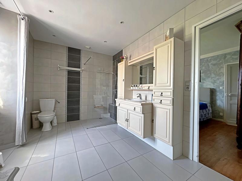 Maison - 191 m² - 7 pièces