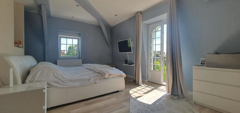 Maison - 205 m² - 4 pièces