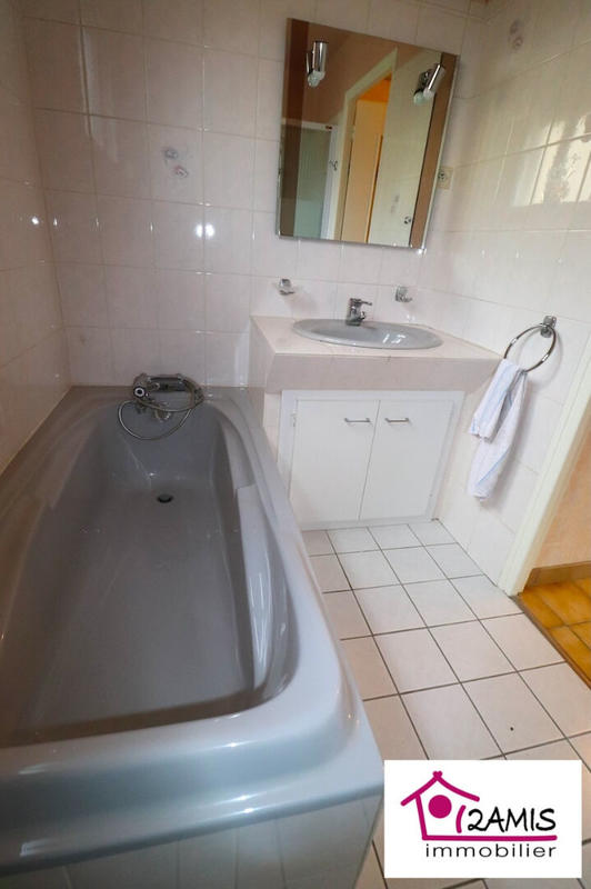 Maison - 67 m² - 5 pièces