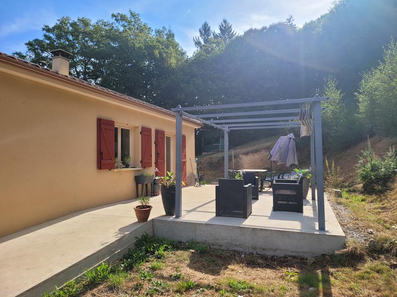 Maison - 99 m² - 5 pièces