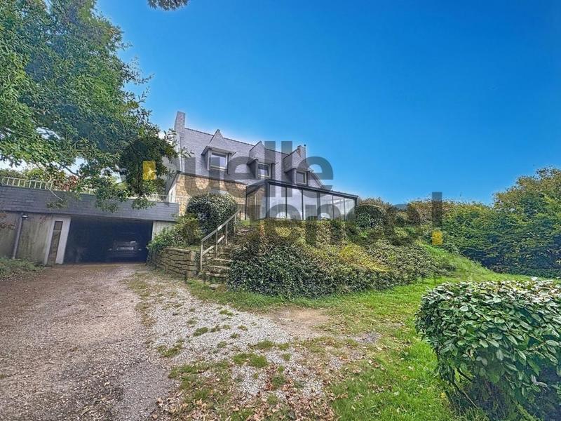 Maison en pierre - 137 m² - 7 pièces