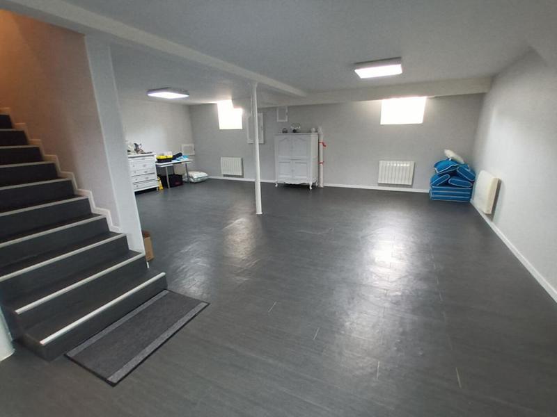 Maison - 311 m² - 8 pièces